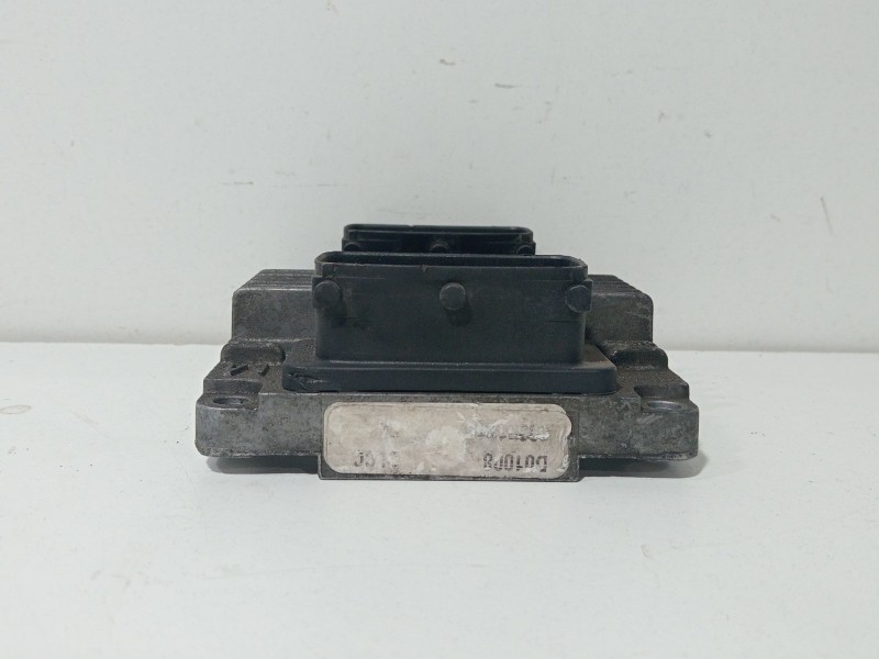 Recambio de centralita motor uce para opel corsa c 1.7 16v dti cat (y 17 dt / lr6) referencia OEM IAM 8972333706  