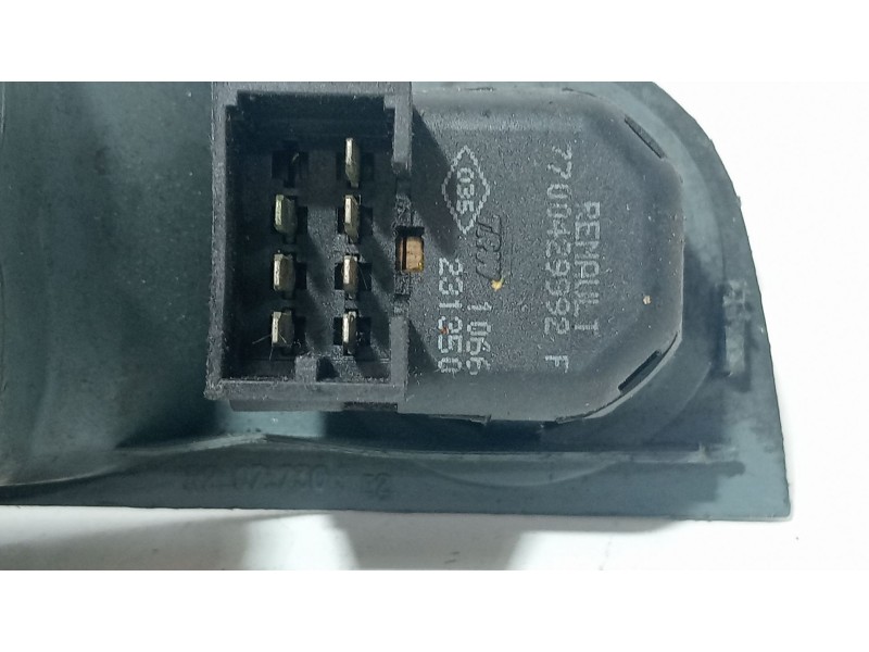 Recambio de mando elevalunas delantero izquierdo para renault megane i scenic (ja0) 1.6 referencia OEM IAM 7700429992  