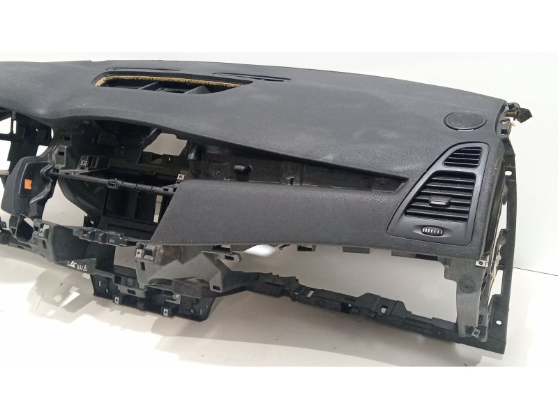 Recambio de salpicadero para renault laguna grandtour iii 2009 referencia OEM IAM LAGUNA GRANDTOUR III 2009  