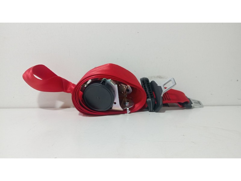 Recambio de cinturon seguridad trasero central para renault clio iv (bh_) 1.6 rs (bhj4, bhj6, bhmm) referencia OEM IAM 888502355