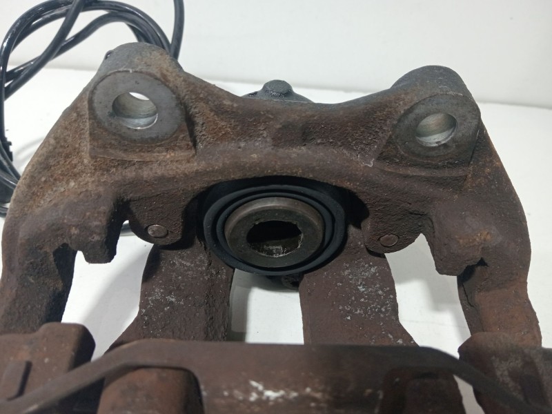 Recambio de pinza freno trasera derecha para mercedes-benz clase e (w211) e 220 cdi (211.006) referencia OEM IAM CLASE E (W211) 