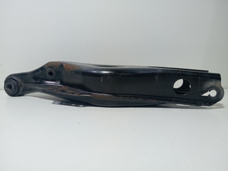 Recambio de brazo suspension superior trasero derecho para mercedes-benz clase e (w211) e 220 cdi (211.006) referencia OEM IAM E