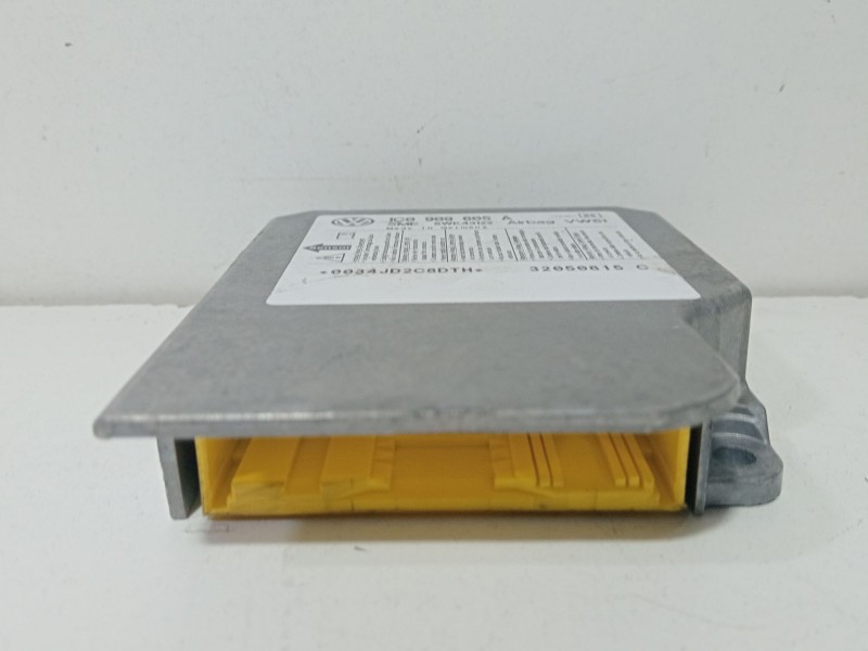 Recambio de centralita airbag para seat leon (1m1) 1.9 tdi referencia OEM IAM 1C0909605A  