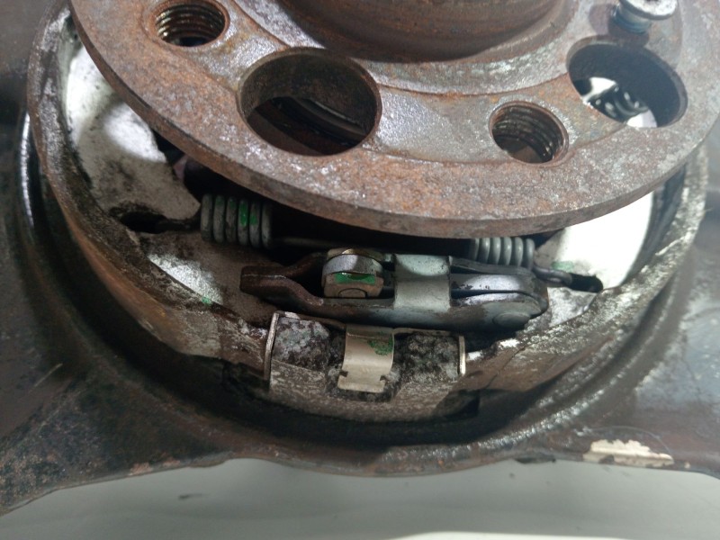 Recambio de mangueta trasera derecha para mercedes-benz clase e (w211) e 200 kompressor (211.042) referencia OEM IAM E 220 CDI (