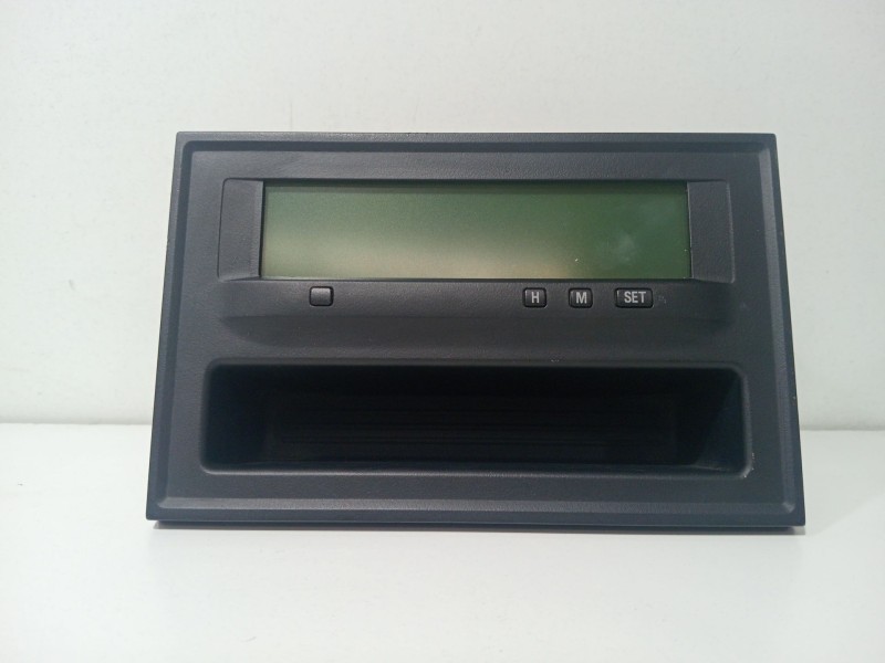 Recambio de sistema audio / radio cd para mitsubishi pajero sport iii (ks_) 2.4 di-d 4x4 (ks1w) referencia OEM IAM mr532881  