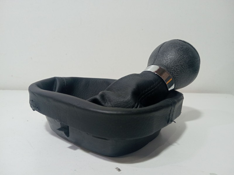 Recambio de pomo palanca cambio para volkswagen touran (1t1) 2.0 tdi referencia OEM IAM TOURAN (1T1) 2.0 TDI 2003 - 2006  