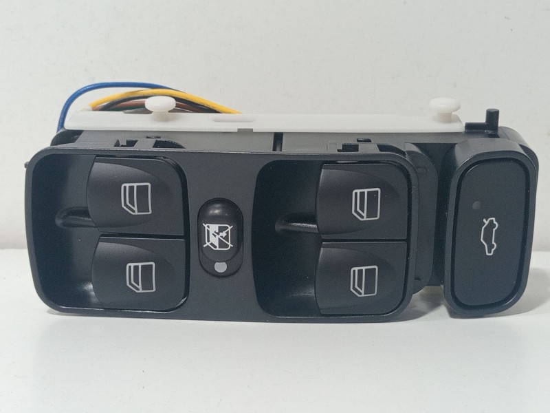 Recambio de mando elevalunas delantero izquierdo para mercedes-benz clase c (w203) c 200 cdi (203.004) referencia OEM IAM E0467 