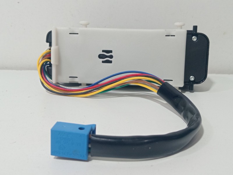Recambio de mando elevalunas delantero izquierdo para mercedes-benz clase c (w203) c 320 (203.064) referencia OEM IAM CLASE C (W