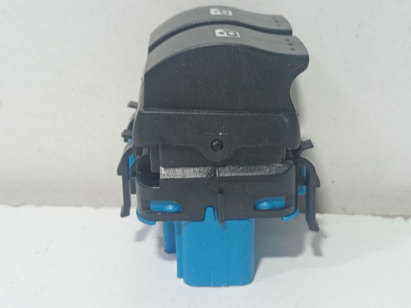Recambio de mando elevalunas delantero izquierdo para renault megane ii (bm0/1_, cm0/1_) 2.0 16v (bm0u, cm0u) referencia OEM IAM