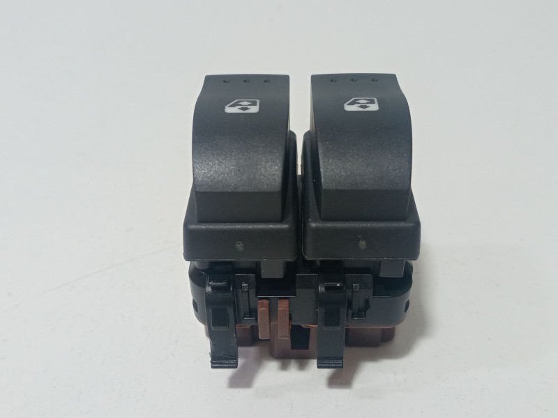 Recambio de mando elevalunas delantero izquierdo para renault megane ii (bm0/1_, cm0/1_) 2.0 16v (bm0u, cm0u) referencia OEM IAM