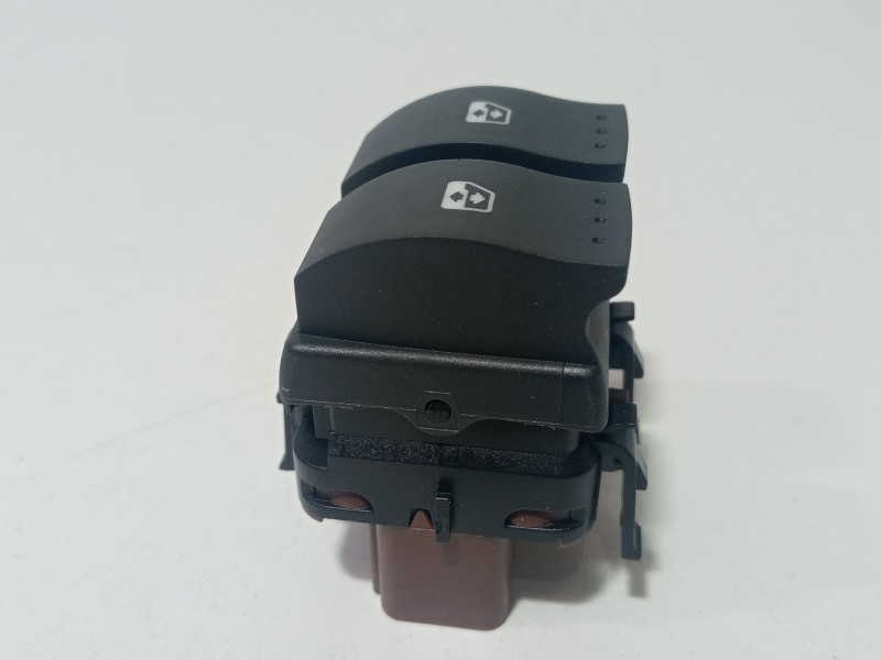 Recambio de mando elevalunas delantero izquierdo para renault megane ii (bm0/1_, cm0/1_) 2.0 16v (bm0u, cm0u) referencia OEM IAM