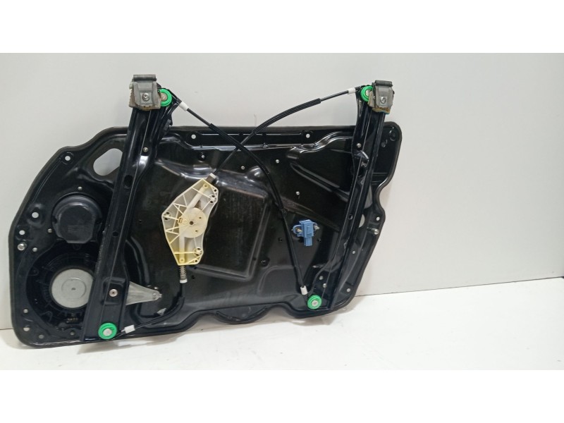 Recambio de elevalunas delantero izquierdo para volkswagen passat b5.5 (3b3) 1.9 tdi referencia OEM IAM 980873101  