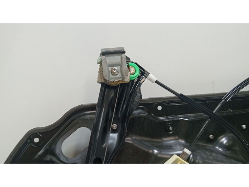 Recambio de elevalunas delantero izquierdo para volkswagen passat b5.5 (3b3) 1.9 tdi referencia OEM IAM 980873101  