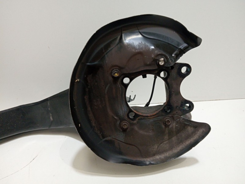 Recambio de mangueta trasera izquierda para bmw 2 active tourer (f45) 218 d referencia OEM IAM 2 Active Tourer (F45) 218 d 2013 