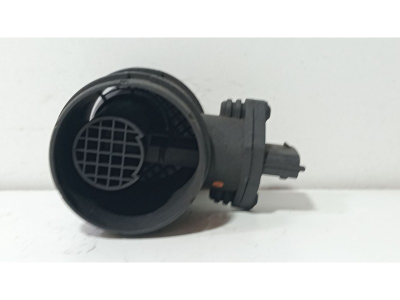 Recambio de caudalimetro para opel zafira a 2.0 dti referencia OEM IAM 24437502  