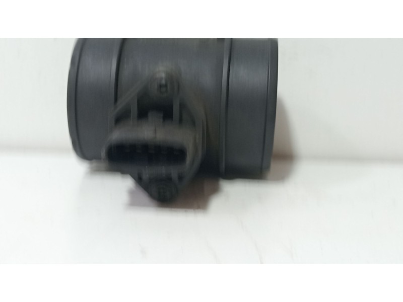 Recambio de caudalimetro para opel zafira a 2.0 dti referencia OEM IAM 24437502  