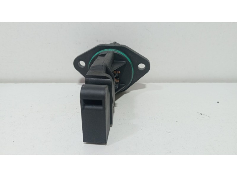 Recambio de caudalimetro para alfa romeo 166 2.4 jtd referencia OEM IAM F00C2G2030  
