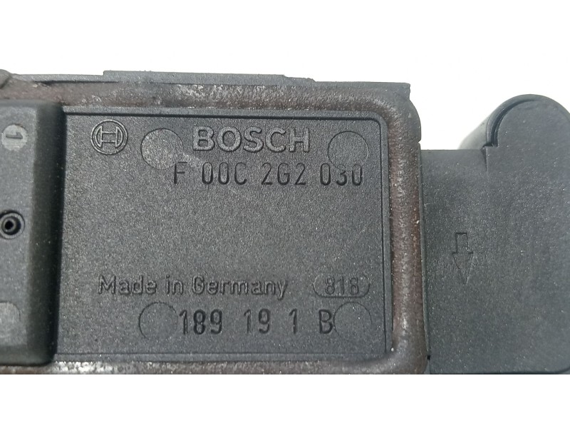 Recambio de caudalimetro para alfa romeo 166 2.4 jtd referencia OEM IAM F00C2G2030  