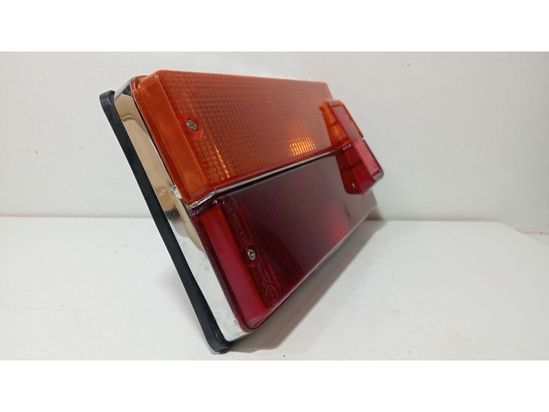 Recambio de piloto trasero izquierdo para fiat 125 (125_) 1.6 (ta) referencia OEM IAM 51217263086  