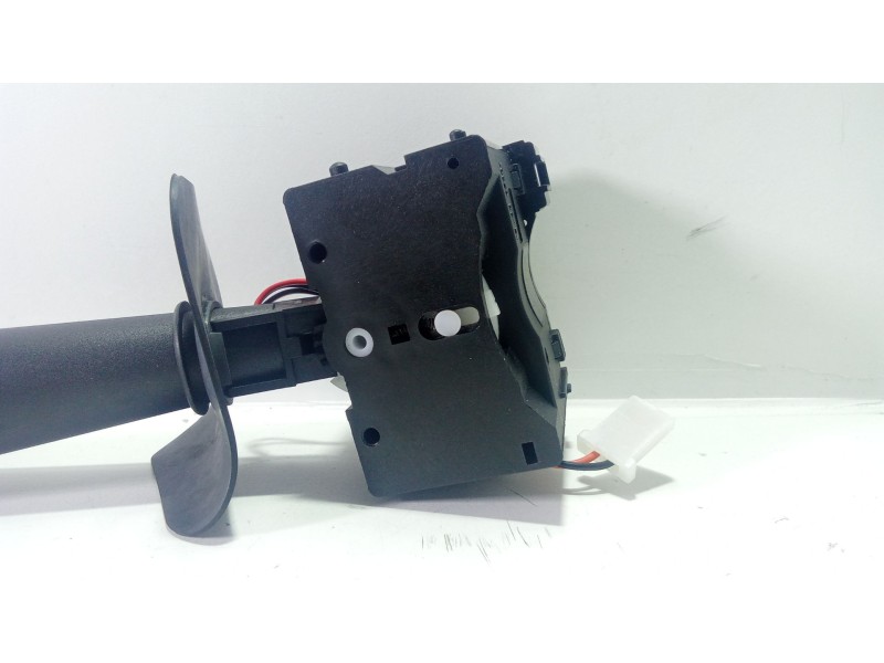 Recambio de mando multifuncion para renault clio ii fase i (b/cbo) 1.9 d referencia OEM IAM 7701048957  