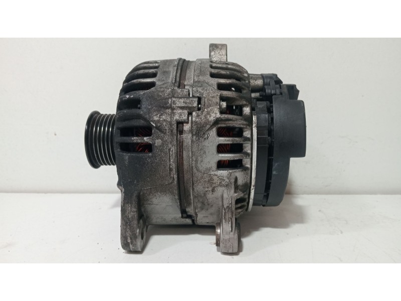 Recambio de alternador para renault laguna ii (bg0) 1.9 dci diesel referencia OEM IAM 8200175210  