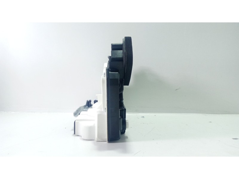 Recambio de cerradura puerta trasera izquierda para seat leon (5f1) 1.4 tsi referencia OEM IAM 5K4839015F  