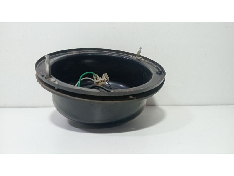 Recambio de faro derecho para seat 124 1.6 referencia OEM IAM Seat 124  