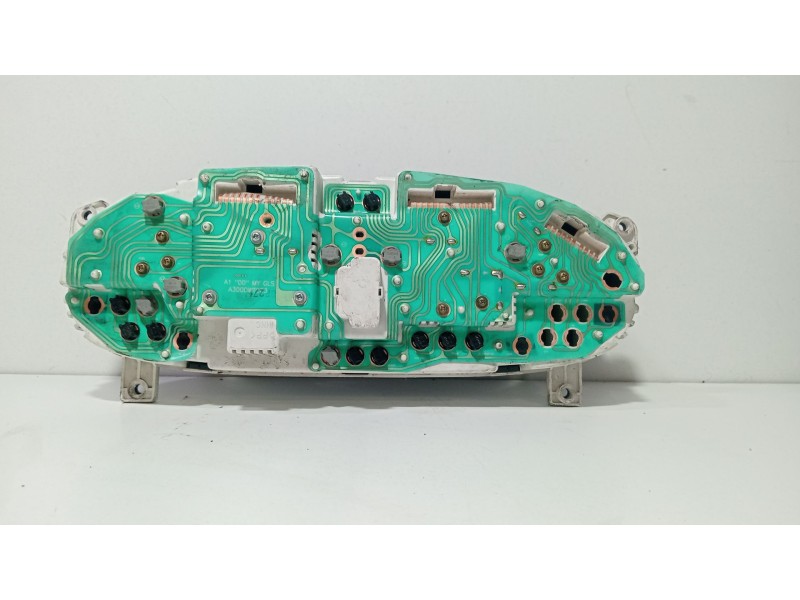 Recambio de cuadro instrumentos para hyundai h 1 starex 2.5 turbodiesel referencia OEM IAM 940044A111  