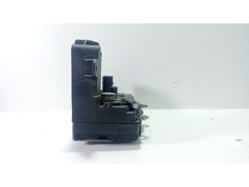 Recambio de cerradura puerta delantera izquierda para opel astra h (a04) 1.4 lpg (l48) referencia OEM IAM 13128111  