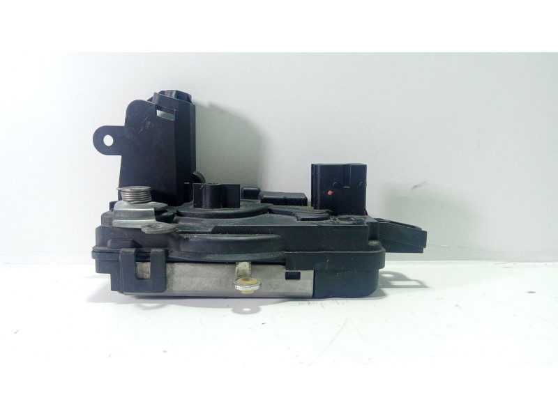 Recambio de cerradura puerta delantera izquierda para opel astra h (a04) 1.4 lpg (l48) referencia OEM IAM 13128111  