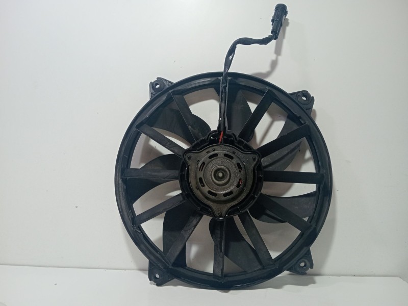 Recambio de electroventilador para peugeot 307 (3a/c) 1.6 referencia OEM IAM 1049874716T  