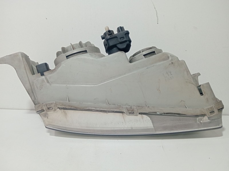 Recambio de faro izquierdo para hyundai h 1 referencia OEM IAM 921064A020  