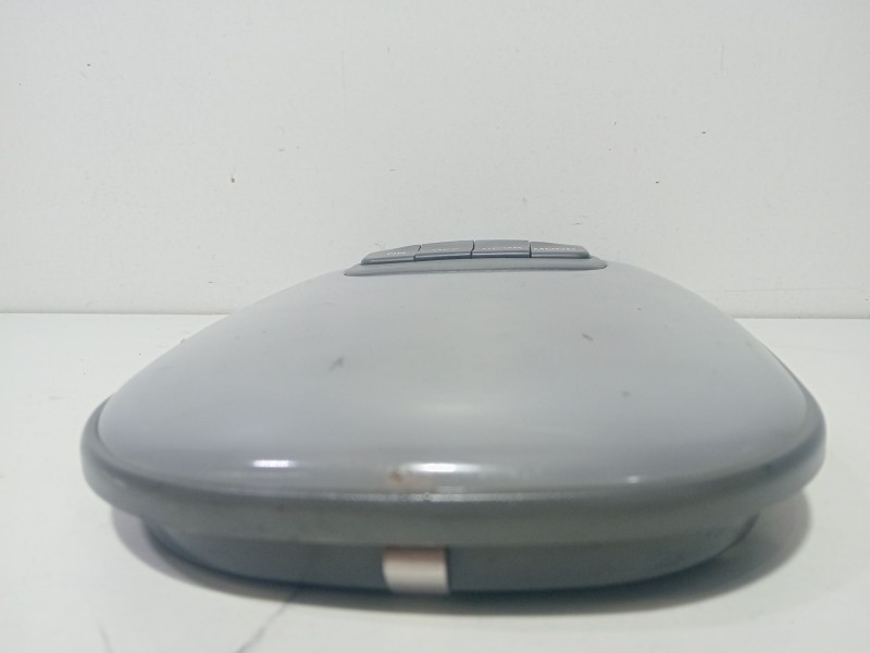 Recambio de luz interior de techo para hyundai h 1 2.5 crdi cat referencia OEM IAM 928004A401  