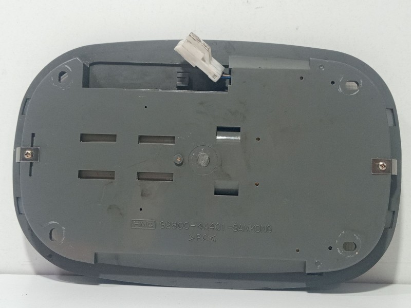 Recambio de luz interior de techo para hyundai h 1 2.5 crdi cat referencia OEM IAM 928004A401  