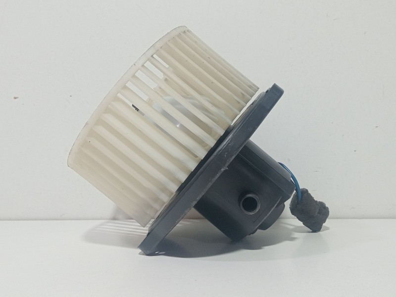 Recambio de motor calefaccion para hyundai h 1 2.5 crdi cat referencia OEM IAM 970614A110  