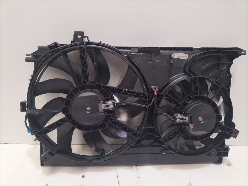 Recambio de electroventilador para cadillac bls wagon 2.0 t referencia OEM IAM   