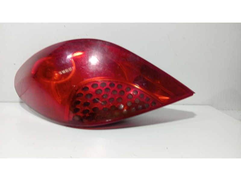Recambio de piloto trasero izquierdo para peugeot 207 1.4 referencia OEM IAM 6351Y7  