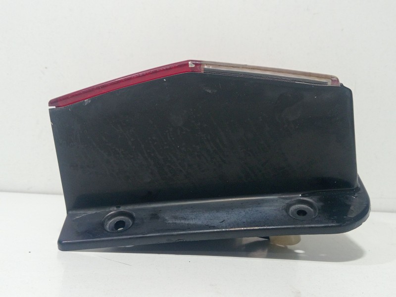 Recambio de piloto trasero derecho para hyundai h 1 starex referencia OEM IAM 924024A510  