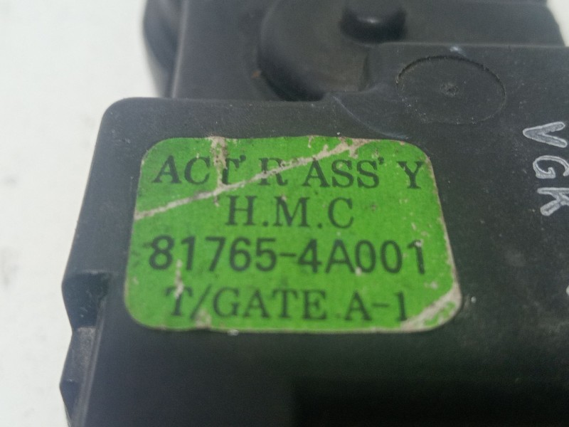 Recambio de motor cierre centralizado delantero derecho para hyundai h 1 starex referencia OEM IAM 817654A001  