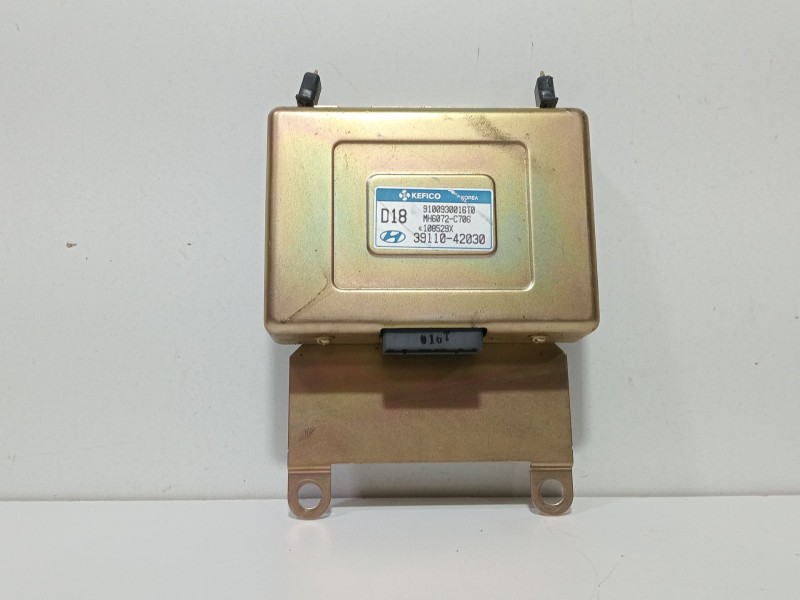 Recambio de centralita motor uce para hyundai h 1 starex referencia OEM IAM 3911042030  