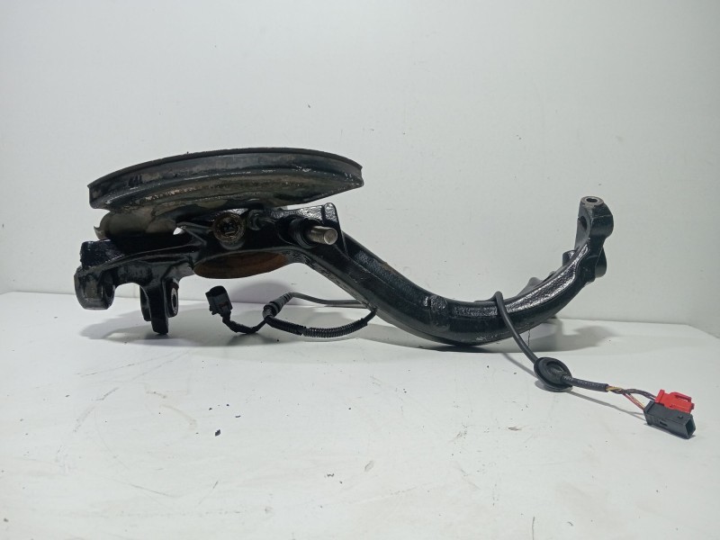 Recambio de mangueta delantera derecha para volkswagen passat b5 (3b2) 1.9 tdi syncro/4motion referencia OEM IAM 8D0407257  