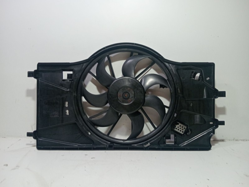 Recambio de electroventilador para renault laguna iii (bt0/1) 1.5 dci (bt00, bt0a, bt0t, bt1j) referencia OEM IAM 8135103780  