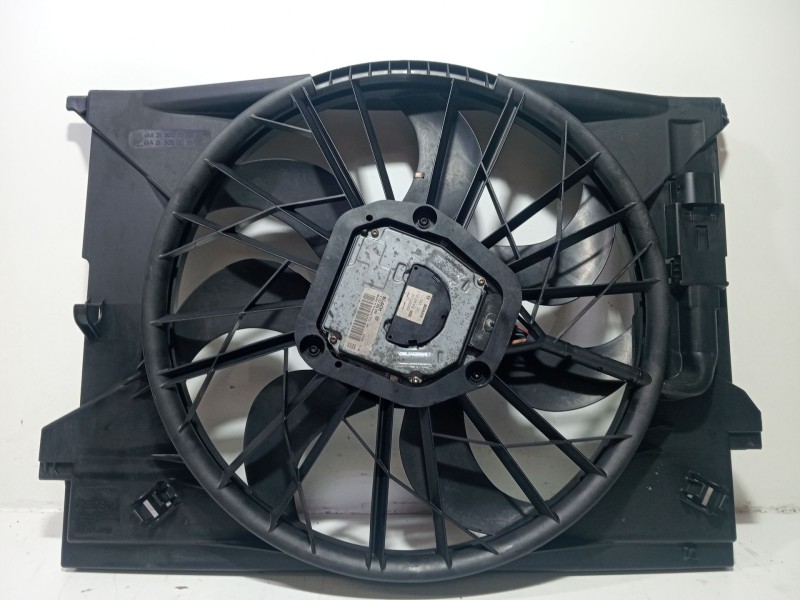 Recambio de electroventilador para mercedes-benz clase e (w211) e 220 cdi (211.006) referencia OEM IAM 2115000593  