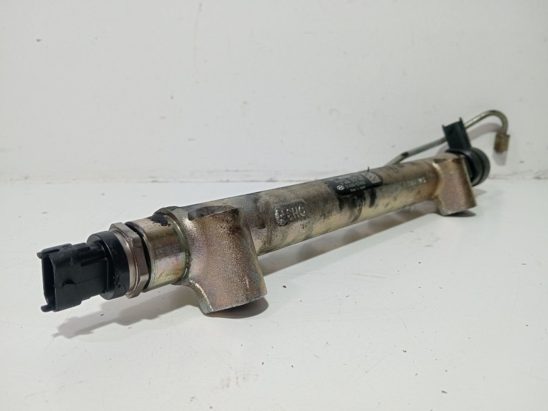 Recambio de rampa inyectora para hyundai santa fe (bm) 2.2 crdi style 4x4 referencia OEM IAM 3140027400  