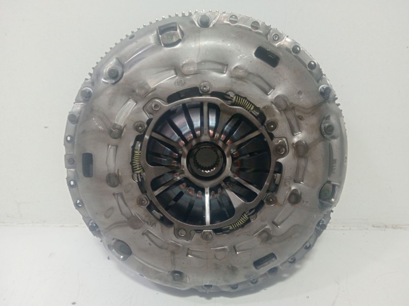 Recambio de kit embrague para mitsubishi lancer viii (cy_a, cz_a) 2.0 di-d (cy8a) referencia OEM IAM 2300A005  