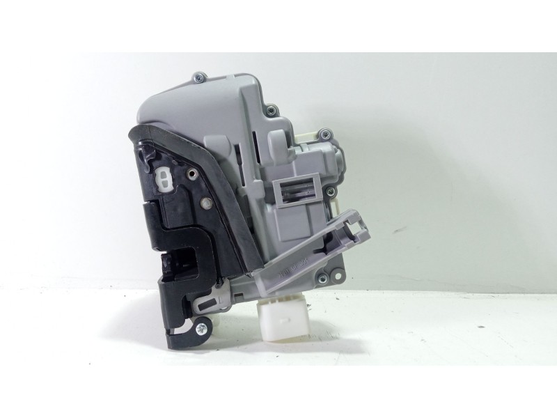 Recambio de cerradura puerta delantera izquierda para volkswagen passat berlina (3c2) advance referencia OEM IAM 3C1837015A  