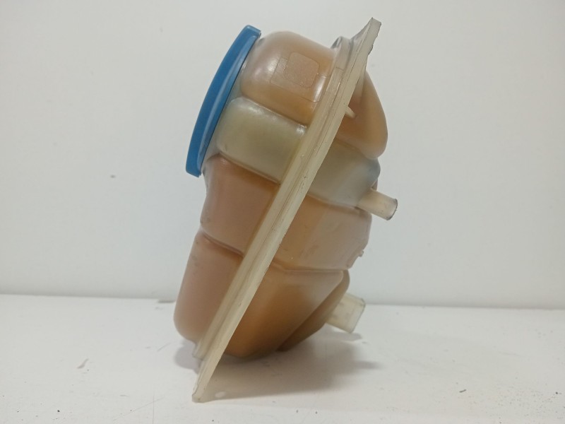 Recambio de deposito expansion para volkswagen passat b5 variant (3b5) 1.9 tdi referencia OEM IAM 8D0121403L  