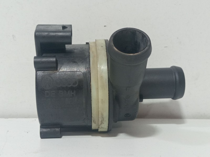 Recambio de bomba agua para seat ibiza sc (6j1) reference referencia OEM IAM 6R0965561A  
