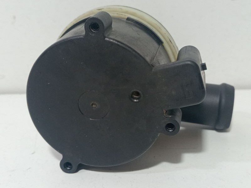 Recambio de bomba agua para seat ibiza sc (6j1) reference referencia OEM IAM 6R0965561A  