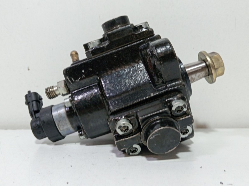 Recambio de bomba inyeccion para opel zafira b 1.9 cdti referencia OEM IAM 0055206679  